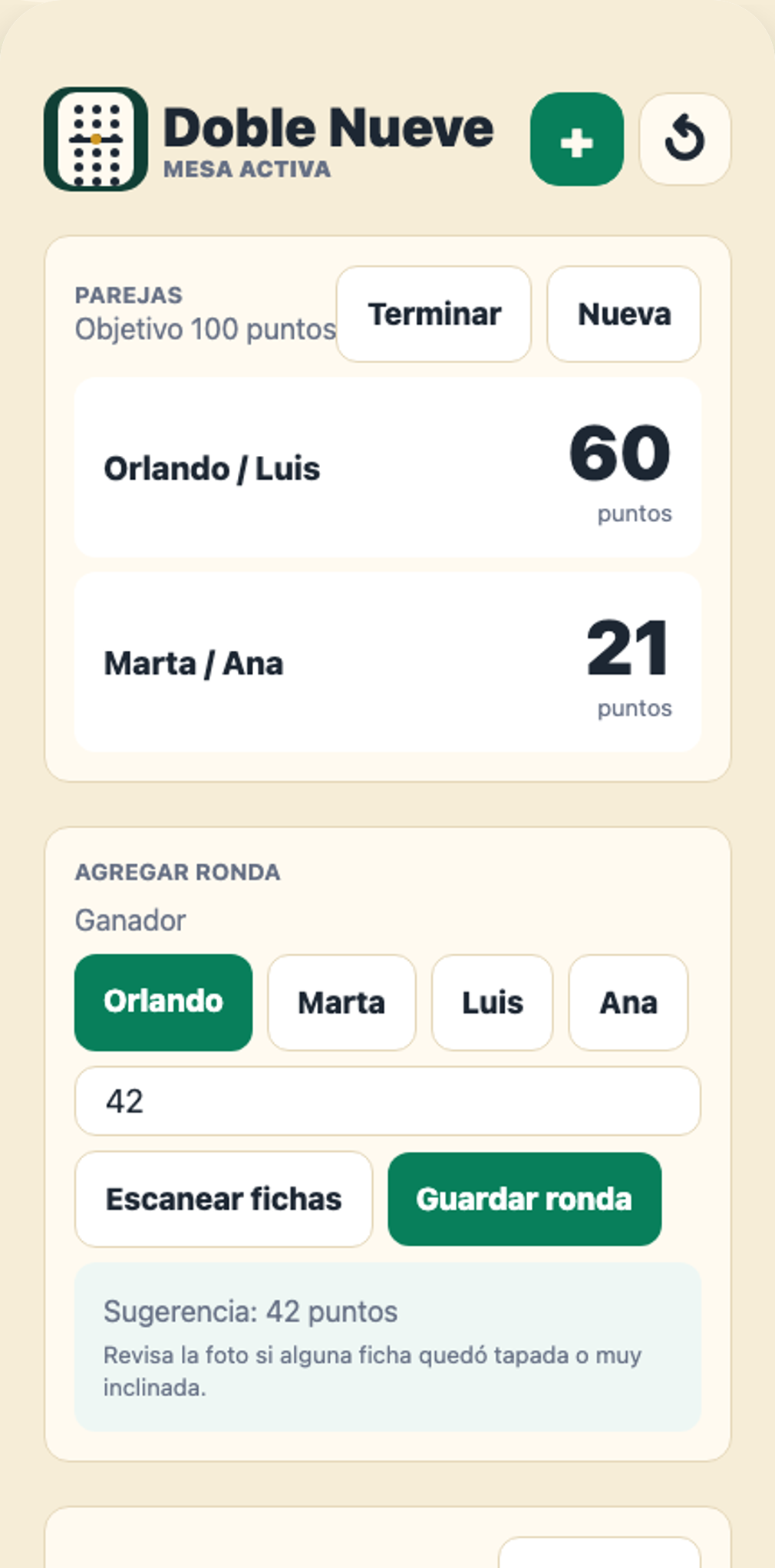 Pantalla de escaneo de fichas con sugerencia de puntos.